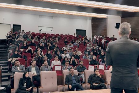 اتصال حلقه‌های مفقوده صنعت به دست نوآوری در رویداد «Tabriz BizTech» دانشگاه صنعتی تبریز