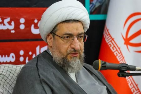 وحدت مردم و مسئولان؛ سپر بلند ایران در برابر توطئههای دشمنان و گامِ رو به پیشرفتِ شهدا