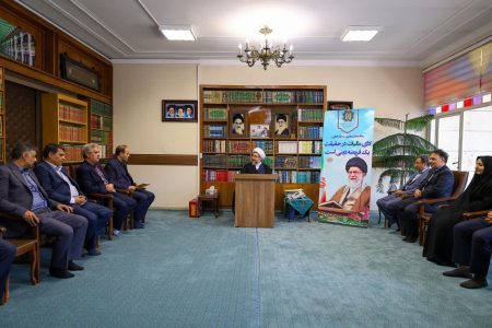 دیدار مدیران مالیاتی آذربایجان شرقی با نماینده ولی فقیه